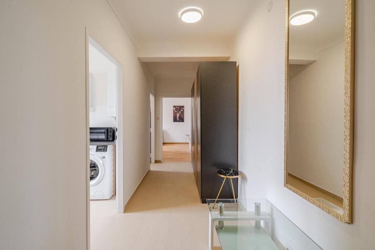 10 Minutes To City Centre And Next To Wien Hbf And Easy From Airport ภายนอก รูปภาพ