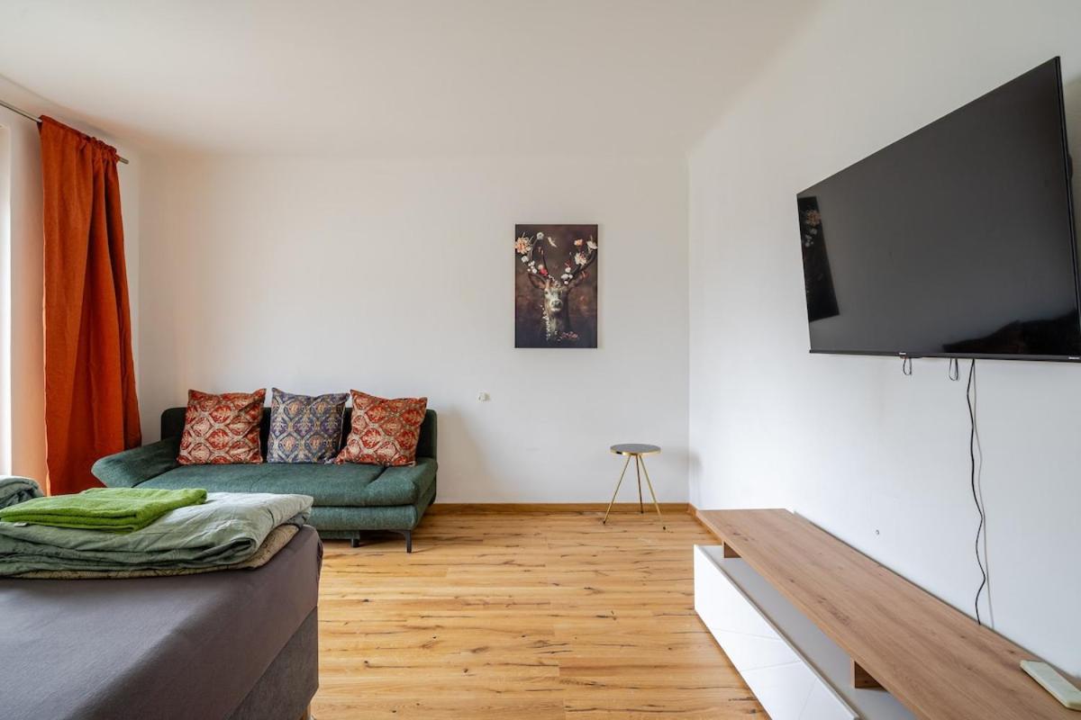 10 Minutes To City Centre And Next To Wien Hbf And Easy From Airport ภายนอก รูปภาพ
